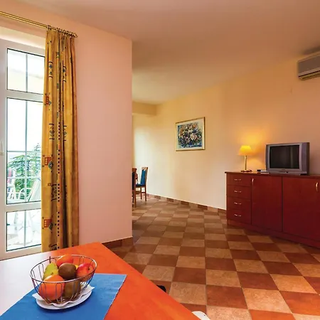 Apartmán In With Wifi